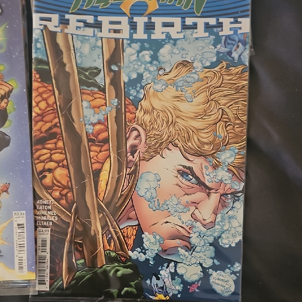 DC Comics Comic Book Set - Picture 3 of 6